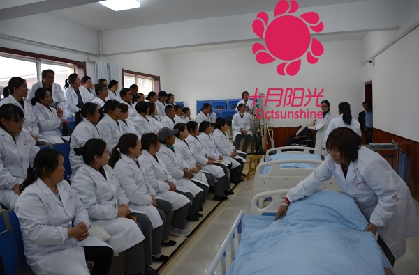 北京护工培训靠谱吗？真实学员就业反馈与薪资调查(图1)